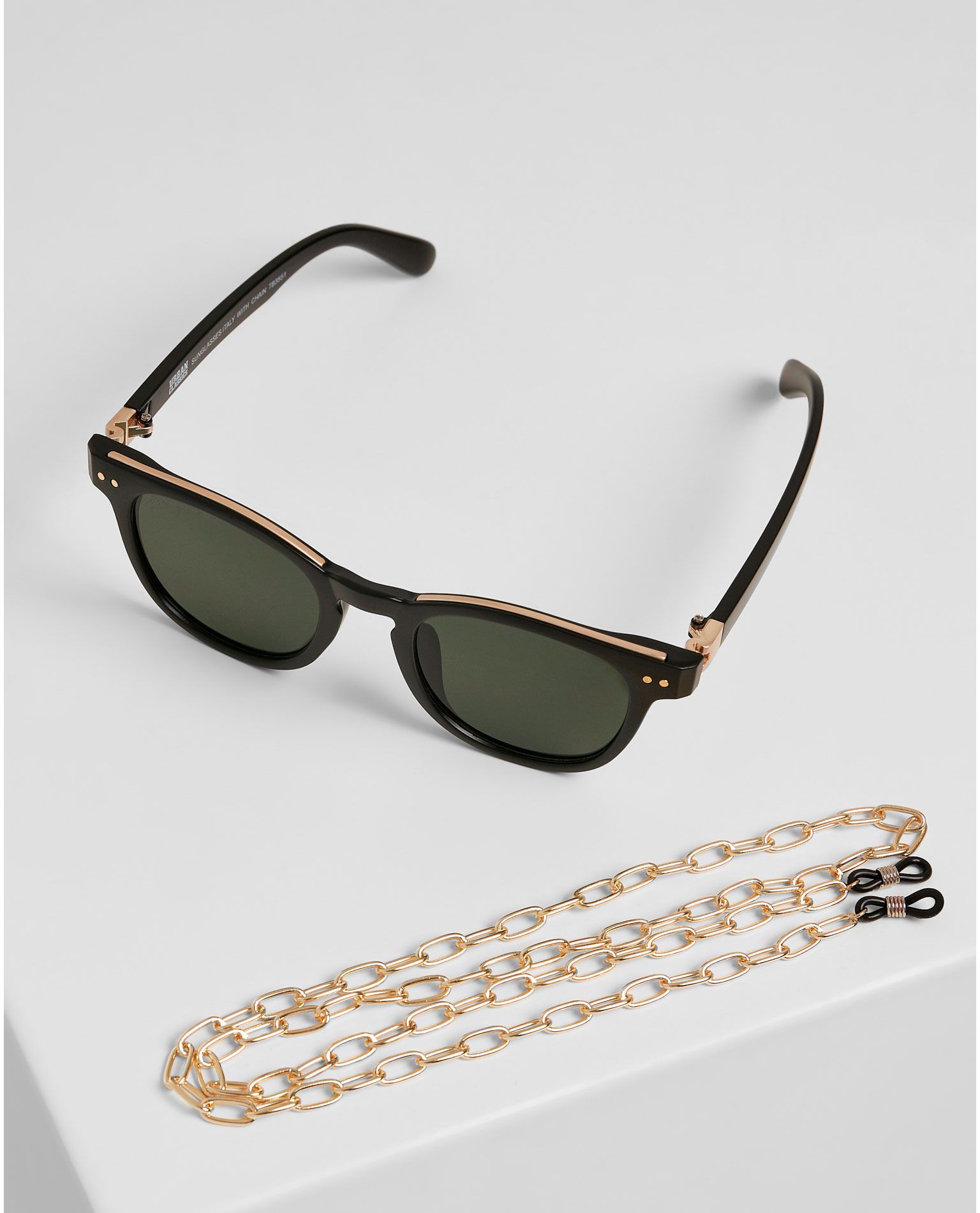 Chain With Urban Italy Sunglasses Classics